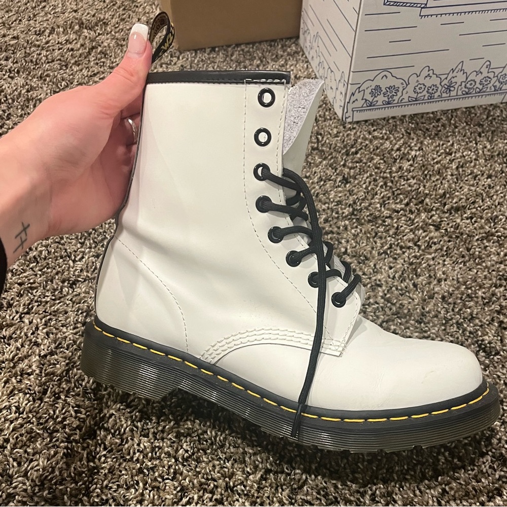 Women’s white Dr Marten boots size 9